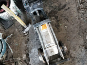 40口徑,配7.5KW電機(jī),316L材質(zhì)立式多級(jí)泵